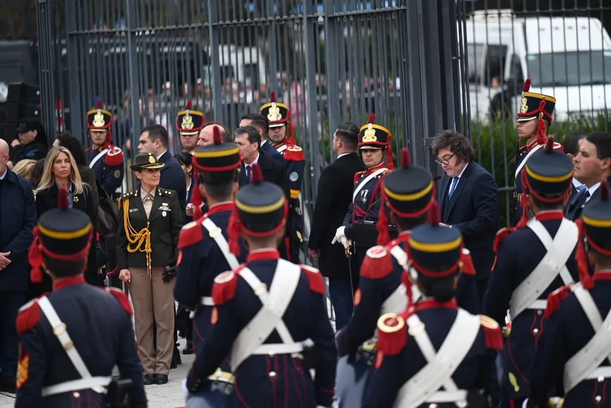 El vocero presidencial aseguró que Javier Milei está “muy bien” de salud