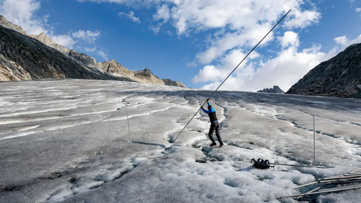 Gletscher und Niedrigwasser: „Aktuell fließt die maximale Wassermenge von den Gletschern ab“