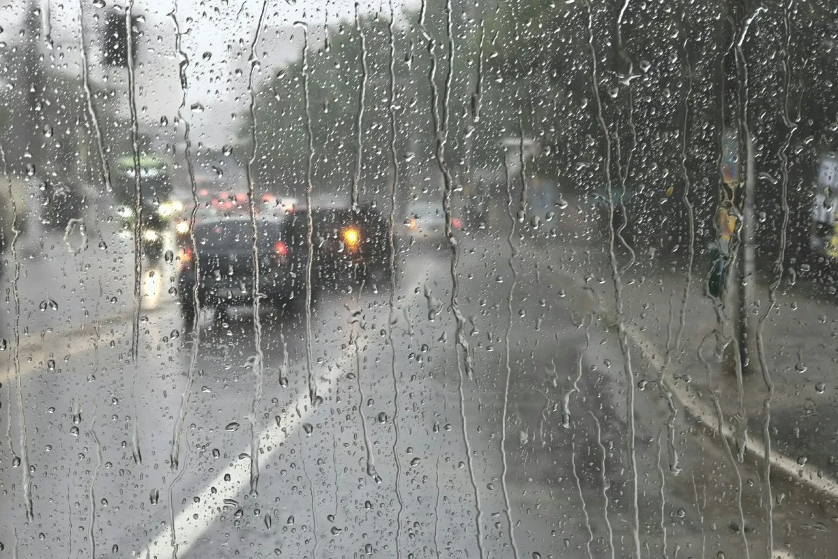 Clima: instabilidades avançam pelo centro-sul com risco de temporais