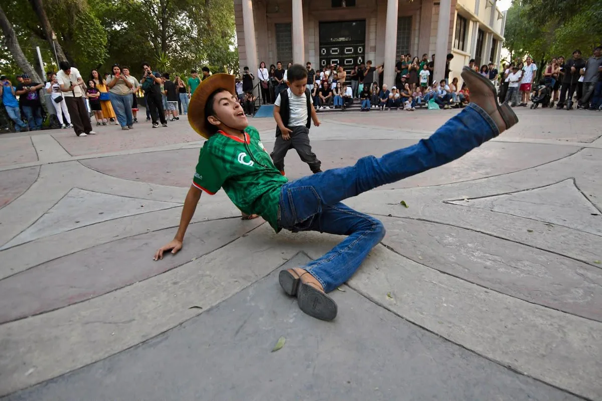‘Farmear el Aura’ sigue encendiendo Saltillo: continúan las batallas en parques y plazas