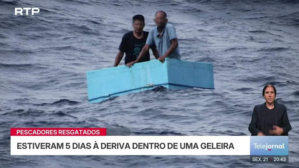 Pescadores resgatados após cinco disa à deriva numa geleira