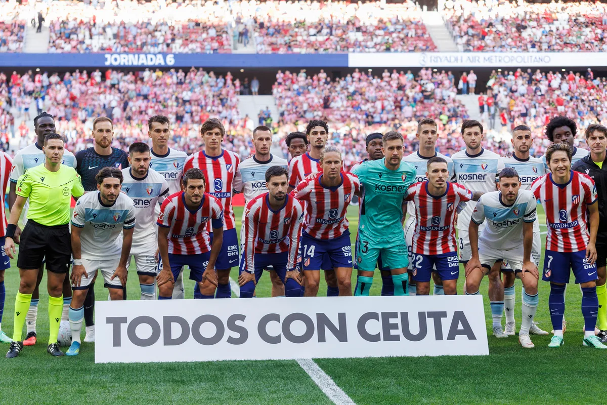 Atlético de Madrid y Osasuna muestran una pancarta de apoyo a Ceuta tras la polémica con Mbappé, Vinicius y Konaté