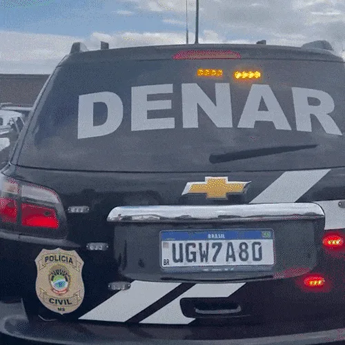 Destinatário de droga furtada por policiais é preso com R$ 47 mil