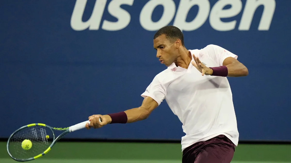 Auger-Aliassime advances with opening-round win at US Open