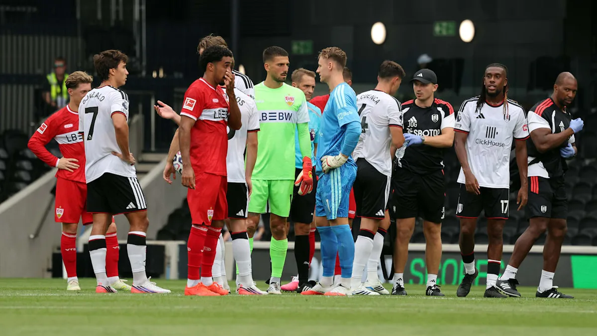 Test-Pleite beim FC Fulham - Bredlow bewahrt VfB Stuttgart vor XXL-Pleite