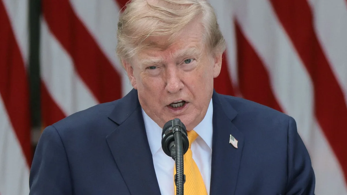 El Supremo respalda a Trump en su reforma para restringir el voto por correo de cara a las 'midterms'