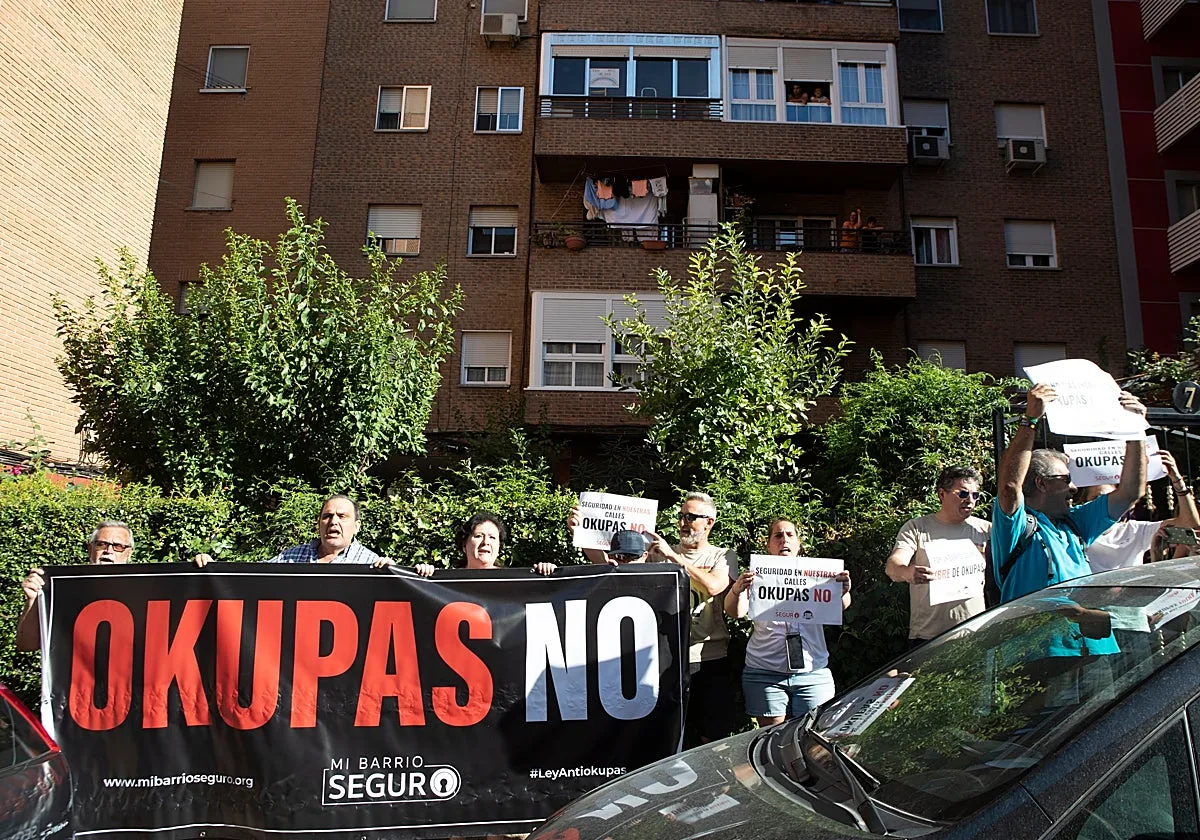 La Plataforma de Afectados por la Ocupación denuncia los «cinco años de silencio» del Gobierno