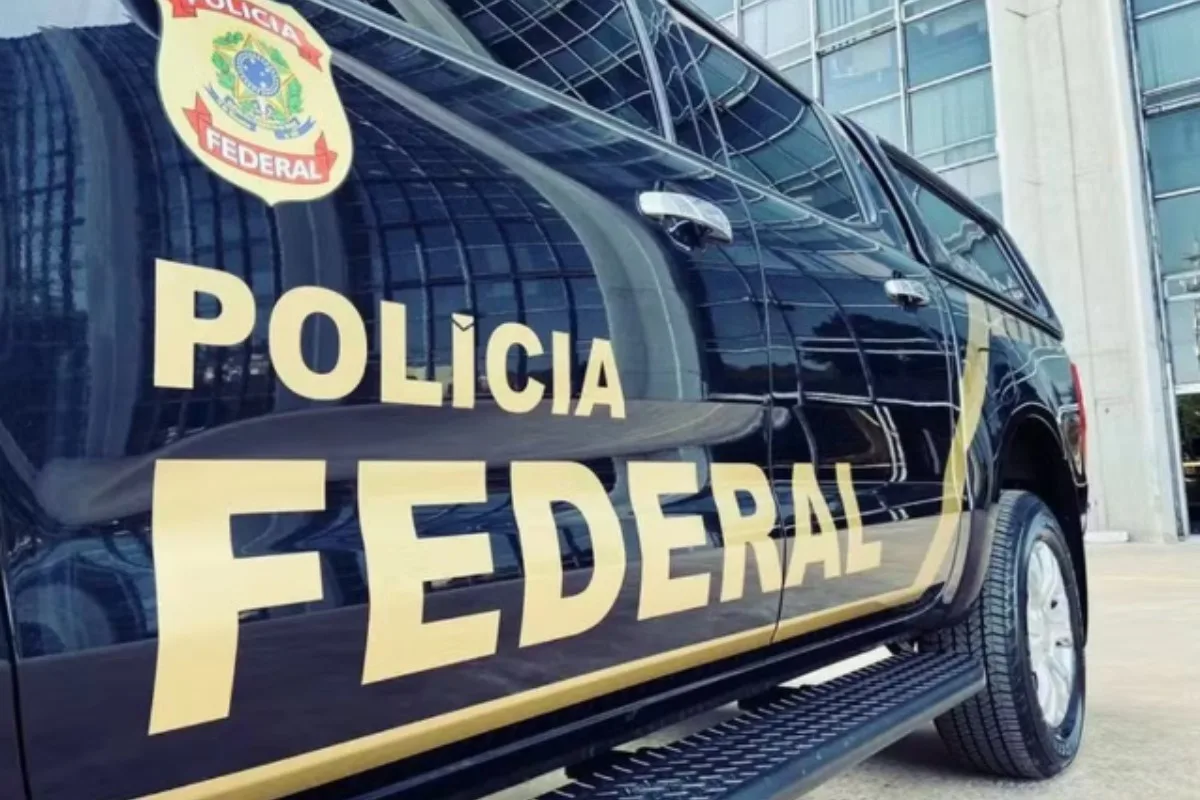PF apreende celular, tablet e notebooks em operação contra abuso sexual infantojuvenil na internet em PE