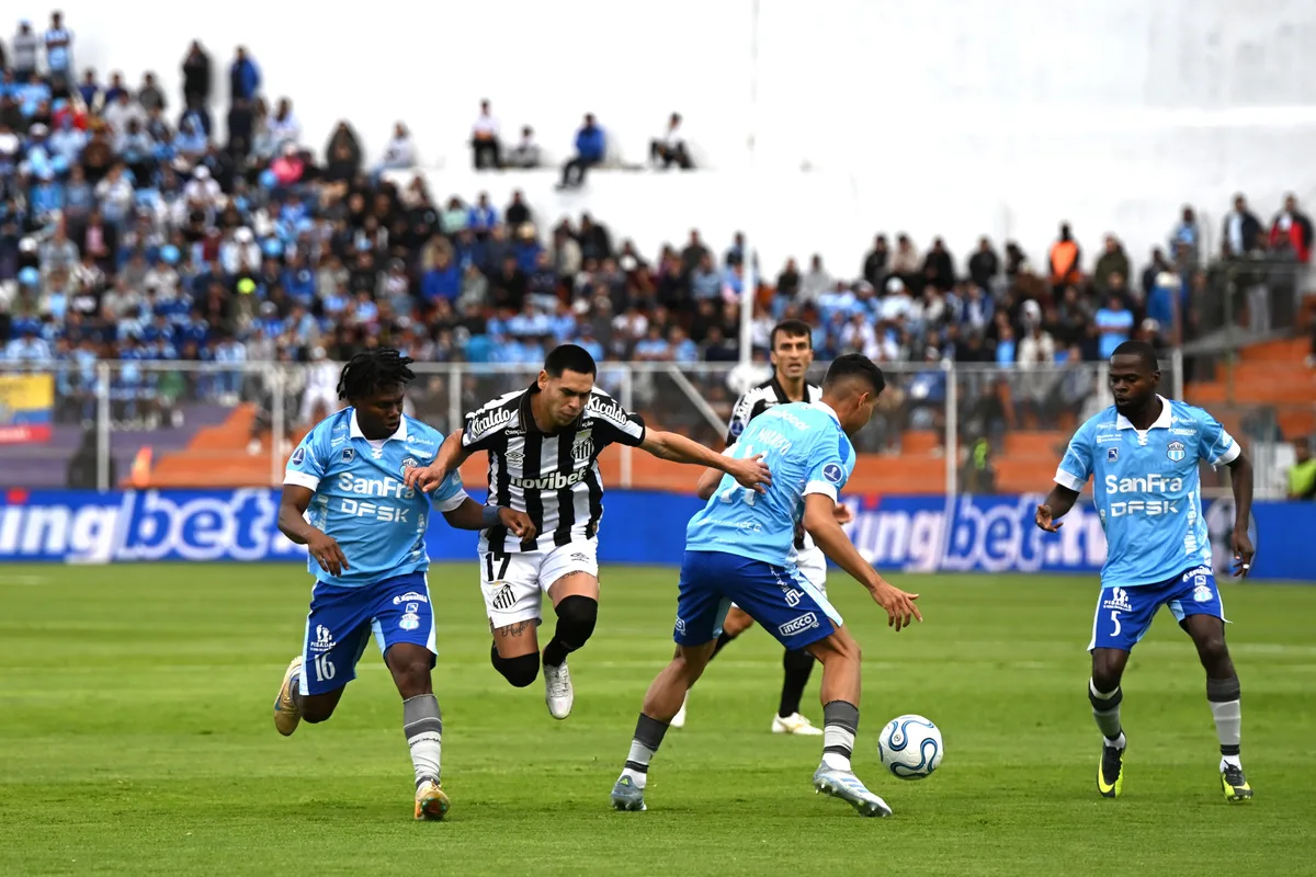 Atuações: Santos se classifica com destaques defensivos no Equador; dê suas notas