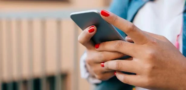 Redes na mira: México dá um mês para big techs protegerem crianças