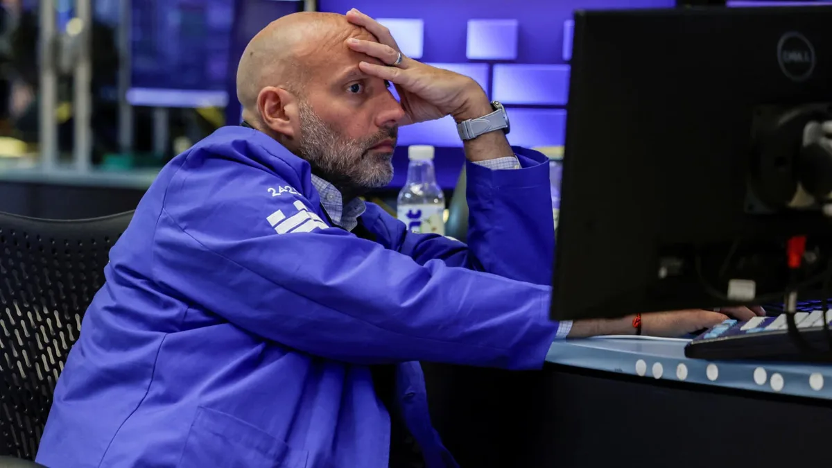 Bond yields edge higher as traders digest Treasury debt buyback plan
