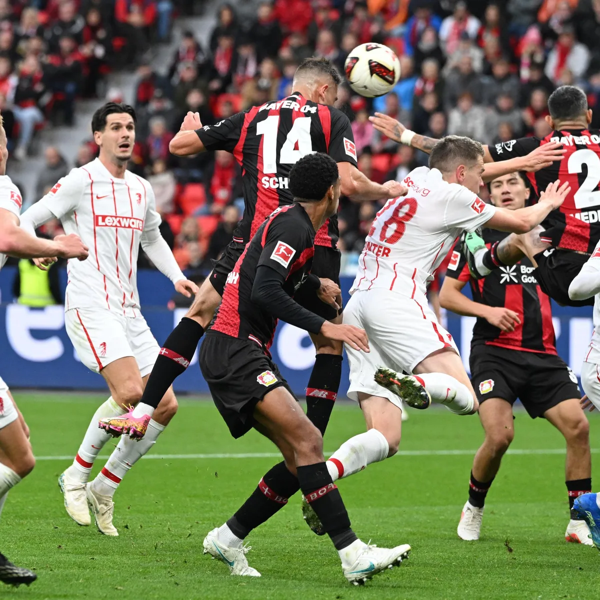 Fußball-Bundesliga - Mönchengladbach unterliegt Hoffenheim, Leverkusen schlägt Freiburg