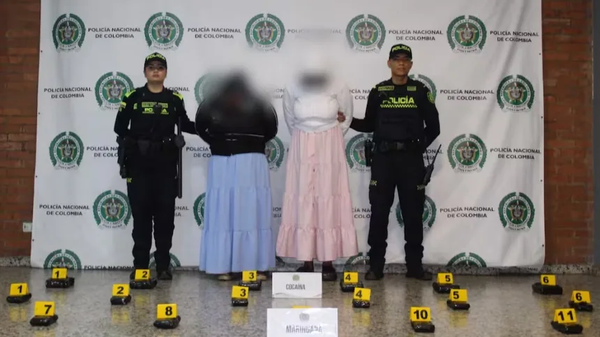 Dos venezolanas se forraron de presunta droga en el Aeropuerto El Dorado de Bogotá y fueron capturadas por la policía cuando pretendián viajar a Cali