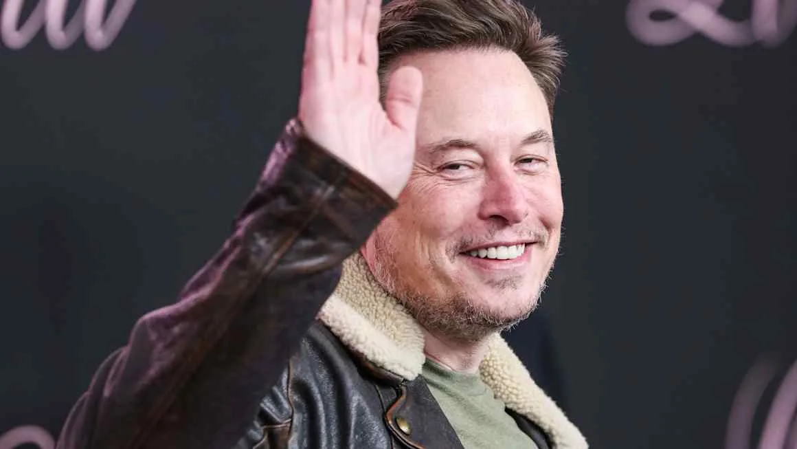 Ukraine awards Musk medal as it seeks Starlink approval