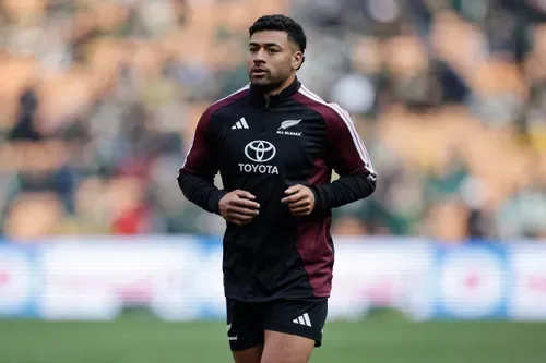 All Blacks turn to Richie Mo’unga for Baltimore rescue mission as Dave Rennie rings the changes