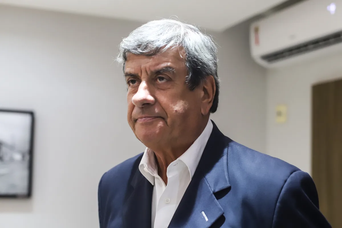 Bruno Reis cancela nomeação de Colbert Martins para cargo na Prefeitura