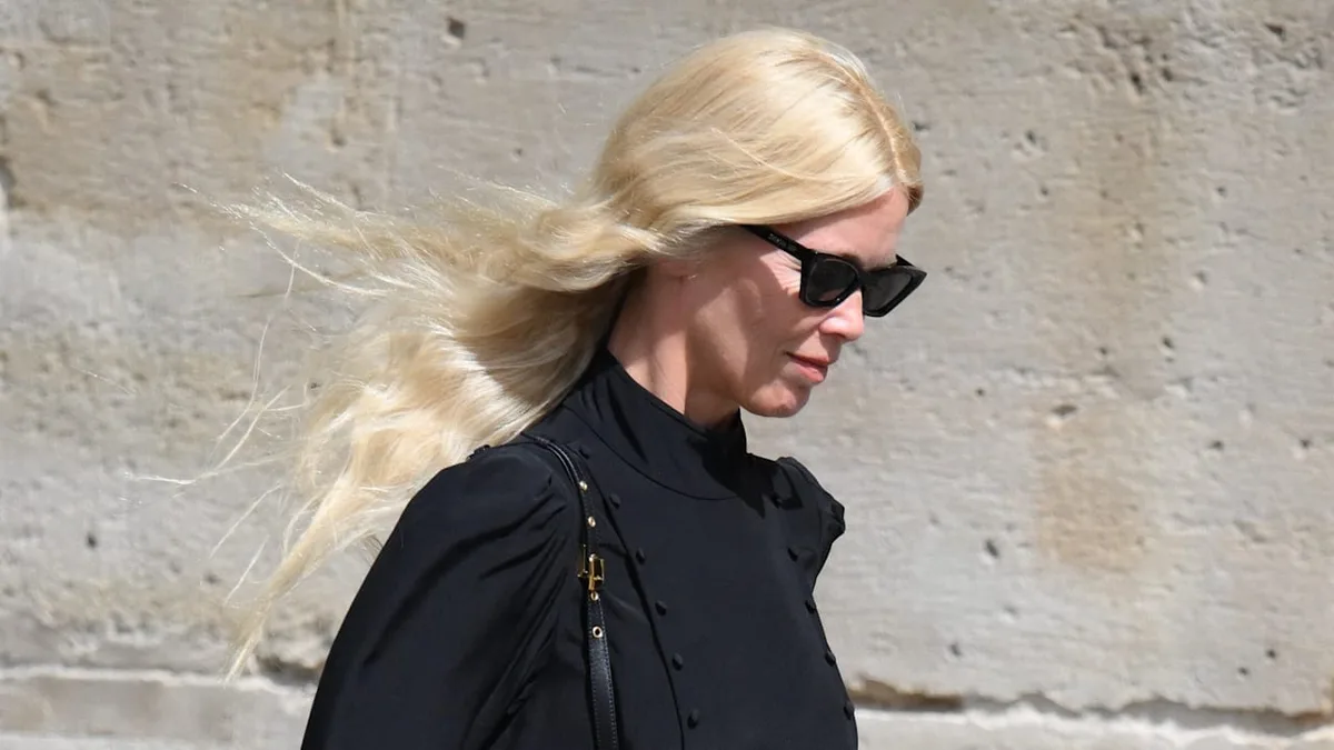 Beerdigung in Paris - Claudia Schiffer trauert um Dior-Managerin