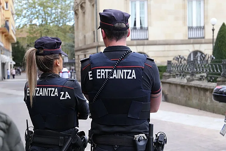 Detenido un conductor de un VTC en agredir sexualmente a una clienta en Usurbil (Guipúzcoa)