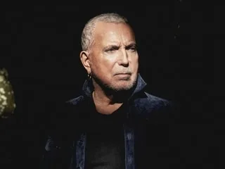 « Je ne peux pas d’un coup dire : bon, on se calme » : à 80 ans, Bernard Lavilliers ne se voit toujours pas en sage