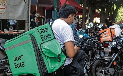 Trabajadores de Uber acusan de no recibir seguridad social conforme a reforma; Uber afirma que sigue trabajando en el caso
