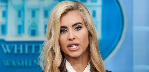 Katie Zacharia: Holpriger Auftritt von Trumps neuer Pressesprecherin