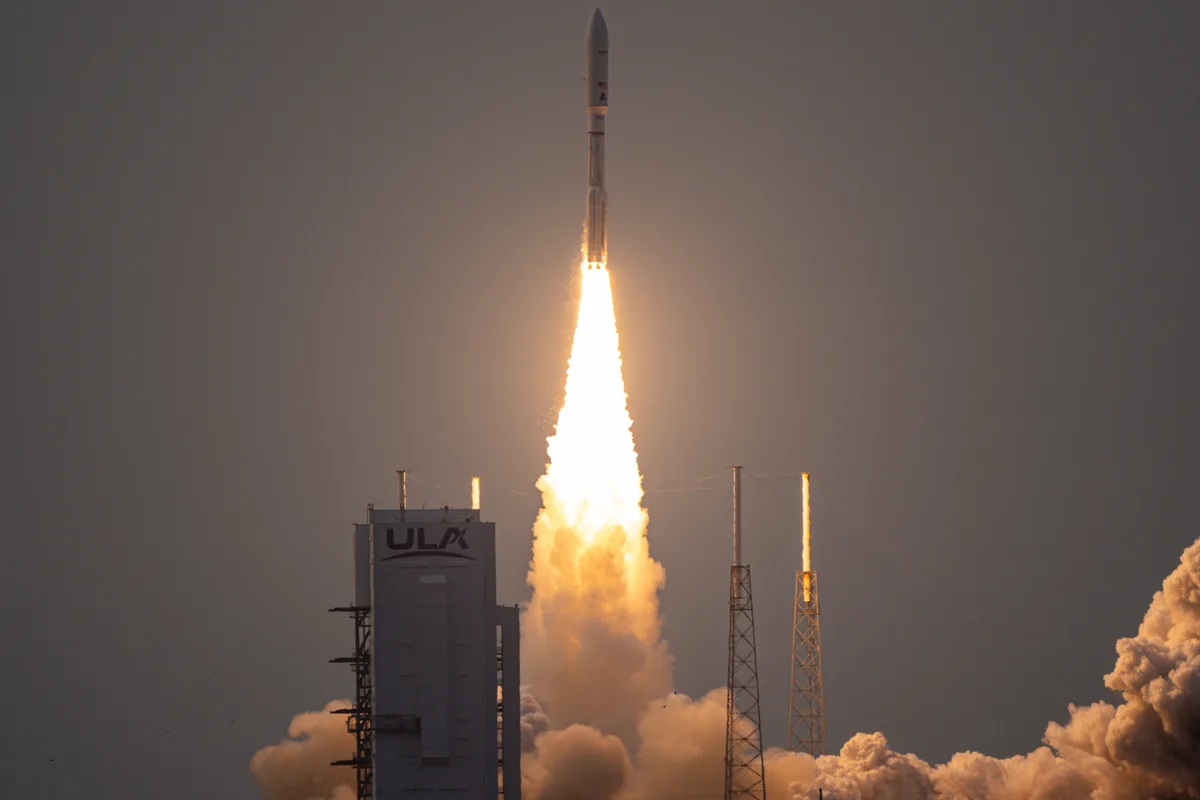 TREKKIE TOWN: SA goes boldly into space race despite technical black holes
