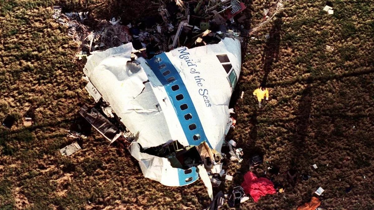 New evidence delays Lockerbie bombing suspect's trial