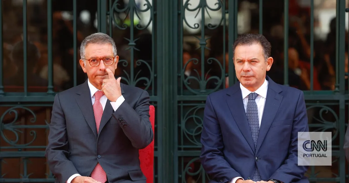 Quando "tantos jovens não conseguem aceder a uma casa" arrisca-se a "perder a confiança das novas gerações", alerta Seguro
