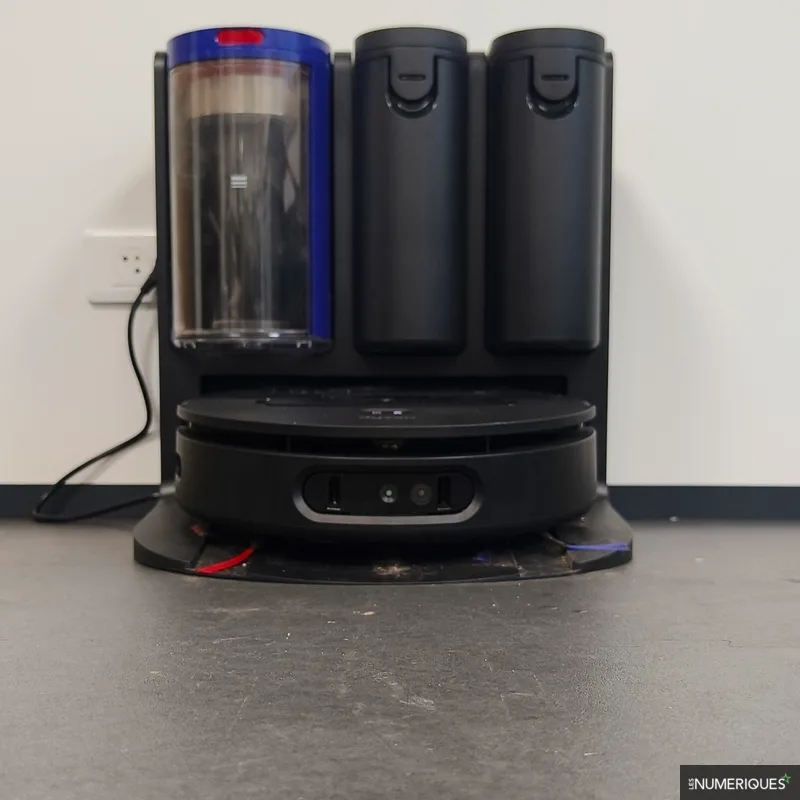 Actualité : Top produit – L'aspirateur robot Dyson Spot+Scrub Ai à 879,00 €