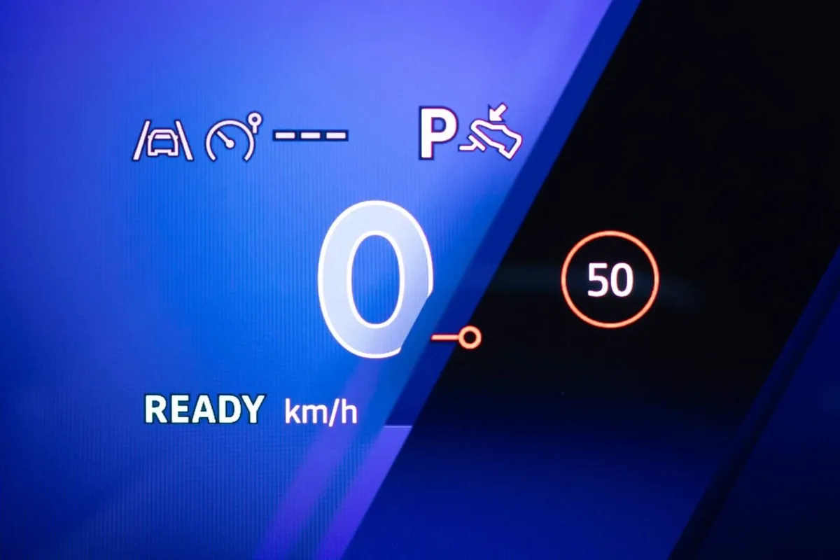 Votre voiture bientôt bridée par l’électronique pour vous empêcher de rouler trop vite ?