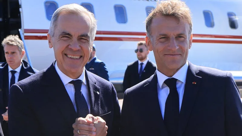 Pêche, sécurité, énergie... Emmanuel Macron annonce que la France et le Canada vont "travailler à un rapprochement" dans plusieurs secteurs