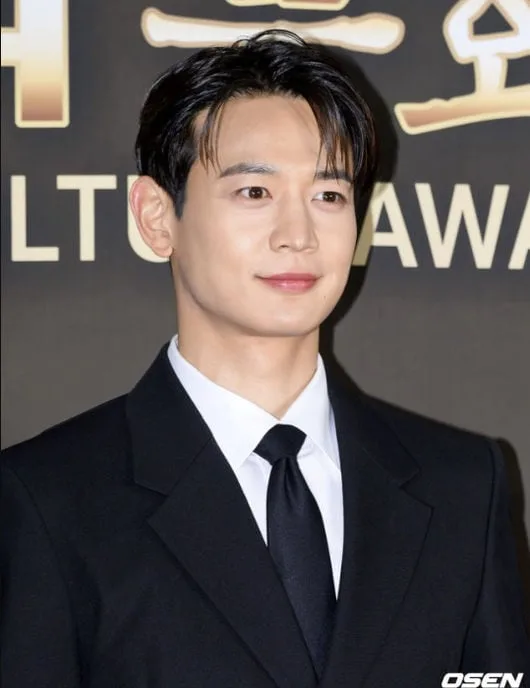 샤이니 민호, 뜻깊은 행보..6·25 전사자 '가족 찾기' 힘 보탠다