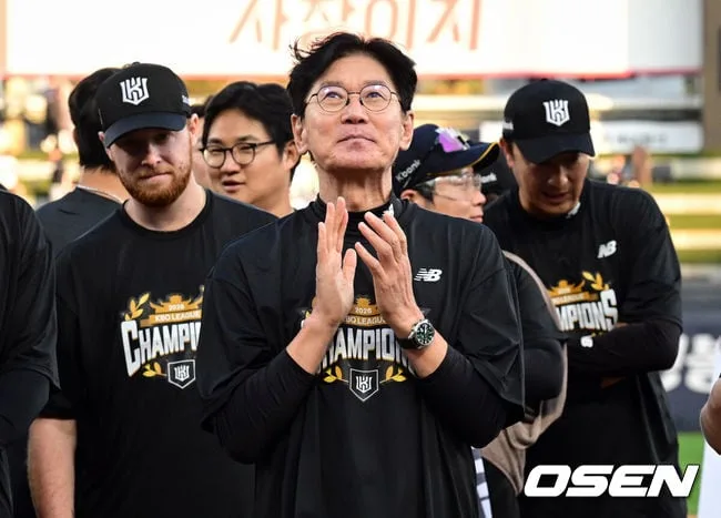 KT、イ・ガンチョル監督と34億ウォン再契約