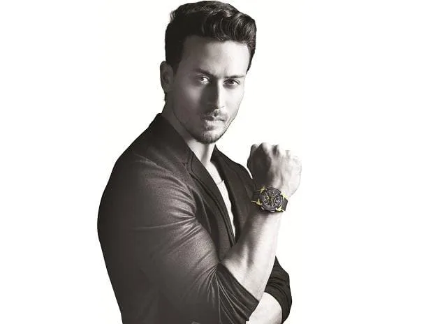 Unidentified persons fire at Tiger Shroff in Juhu; no injuries reported