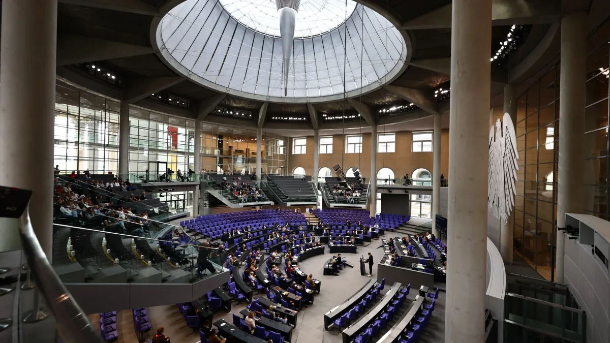 Deutschland Liveblog: Bundestag beschließt höhere Tabaksteuer