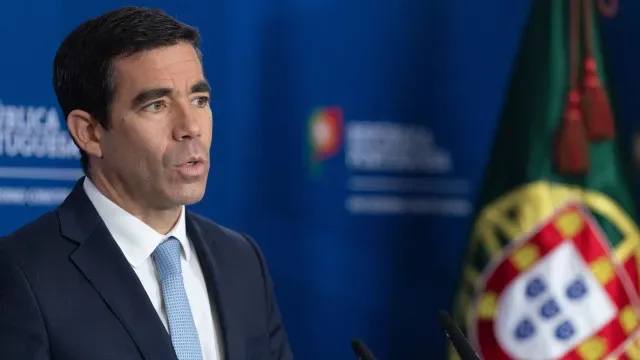 Lei do retorno "ajuda as nossas autoridades a combater imigração ilegal"
