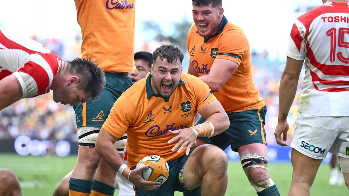 De Lutiis marks 1,000th Wallabies cap with a try as Australia routs Japan 56-17