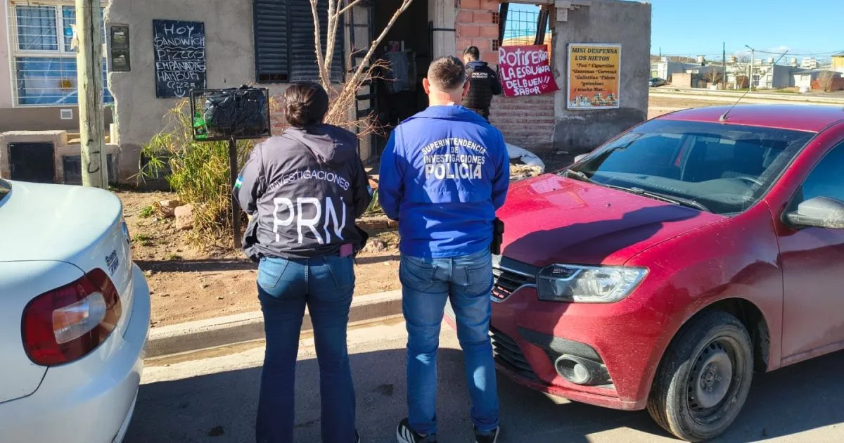 Crimen en Roca: encontraron un arma tras cuatro allanamientos, pero el sospechoso aún no aparece