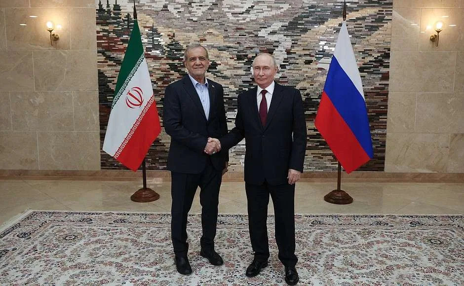 Pezeshkian asegura a Putin que Irán vencerá a EEUU