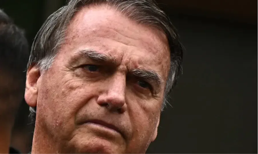 PGR dá parecer contra os recursos de Bolsonaro e recomenda proibição de visitas