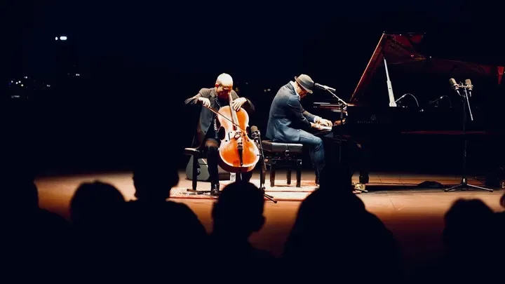 Le violoncelliste Vincent Segal en concert au festival Jazz à la Villette