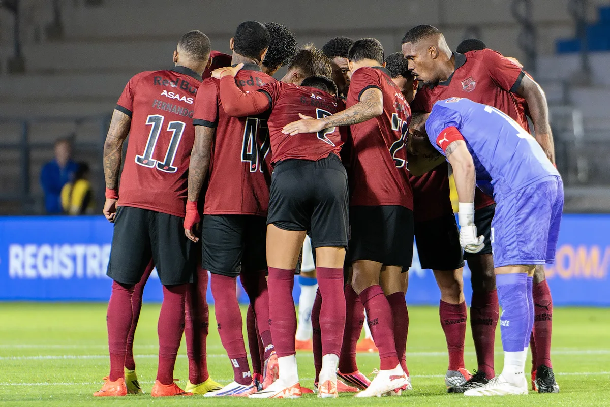 Mancini explica jogada de dois gols contra o Cruzeiro e revela conversa "extremamente dura" antes do jogo