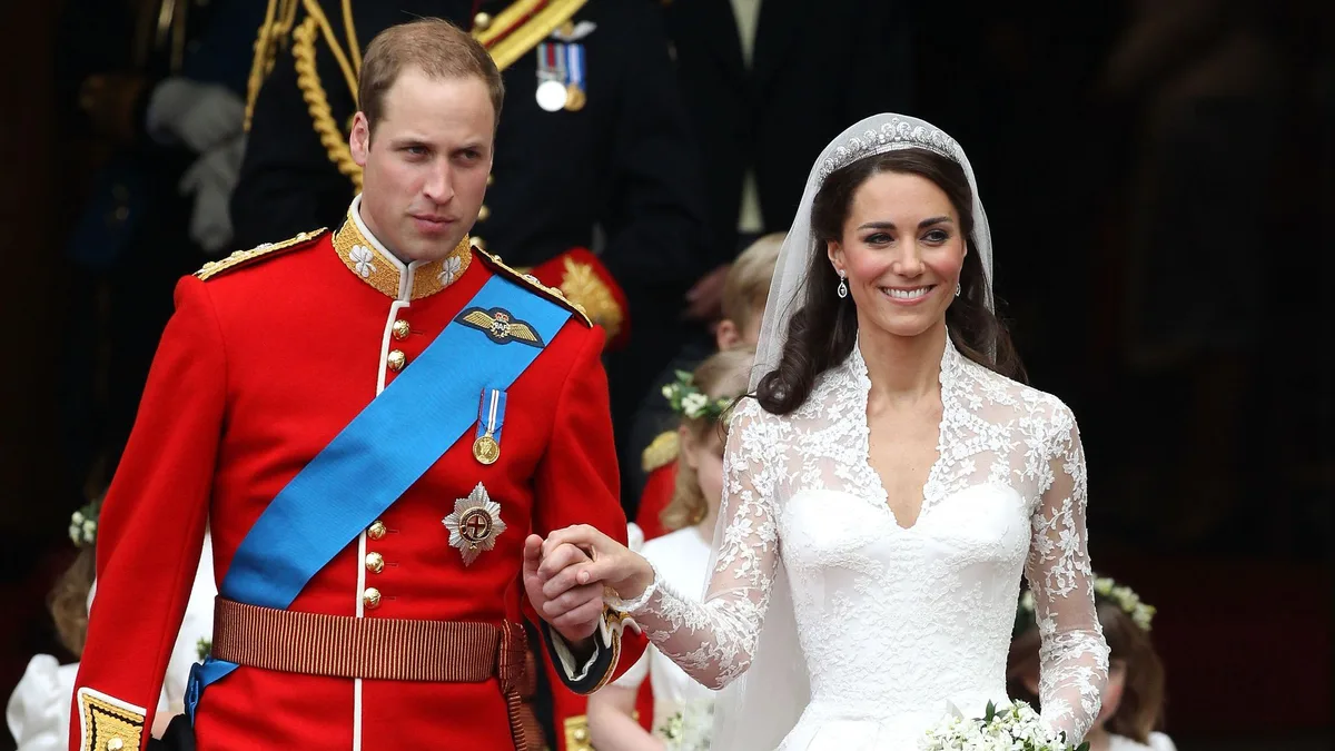 Del gazar al mikado: los tejidos favoritos de reinas y princesas para pasar por el altar