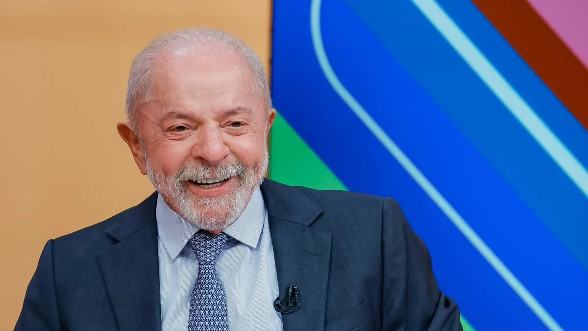 “Decreto dos Fãs” combate cambismo e garante água grátis em shows