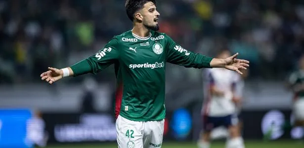 Flaco López, o dono dos golaços na noite do Palmeiras