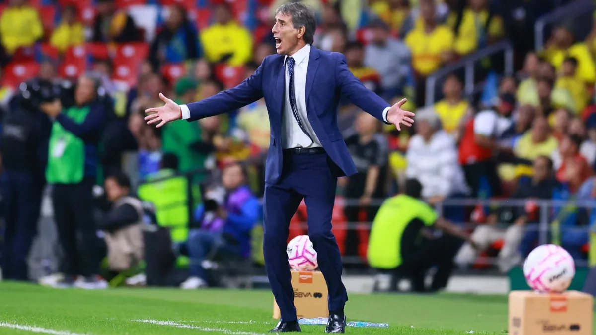 Guillermo Almada confiesa la reacción de Cota por dejarlo en la banca y poner a Malagón en el partido entre América y Monterrey