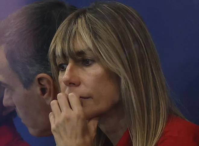 Peinado lleva a juicio a Begoña Gómez porque "la costumbre" no permite a la cónyuge del presidente del Gobierno destinar "recursos públicos a una actividad propia"