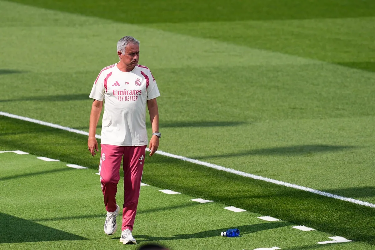 José Mourinho: "Soy menos emocional y más controlado"