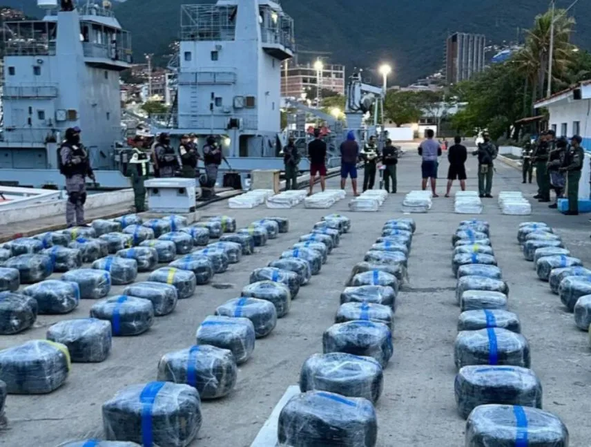 Venezuela y Francia realizan operativo antidrogas en el mar Caribe