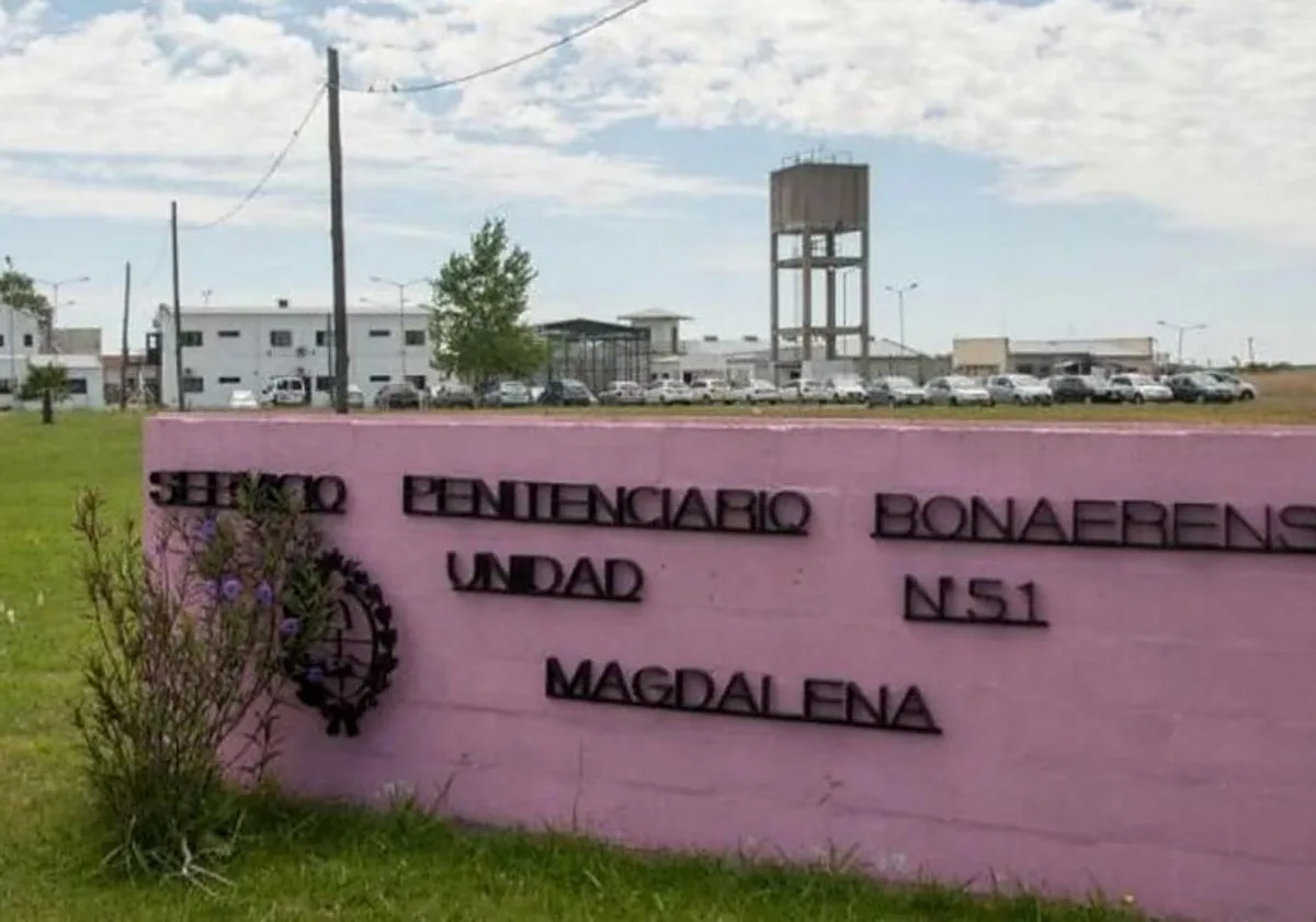 Detienen a 15 funcionarios por torturas y y violaciones a mujeres en una cárcel dela Buenos Aires: «Bésame las botas»